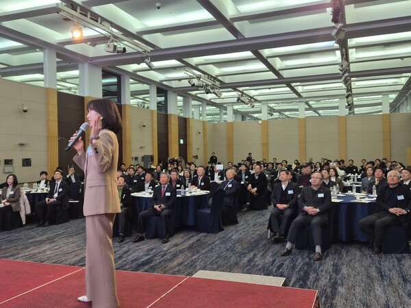 청주상공회의소, 충북지식경영포럼 116차 조찬세미나 개최 - 뉴스 썸네일 이미지