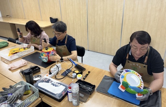 세종일자리경제진흥원'신중년 행복일자리사업'사회적 가치 확산 - 뉴스 썸네일 이미지
